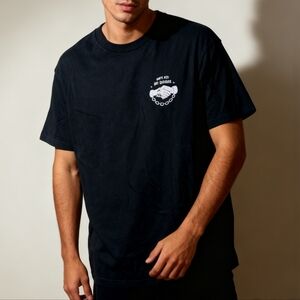 Sketchy Tank Skull Graphic Pocket T-Shirt Size L Black Streetwear Skate Tee